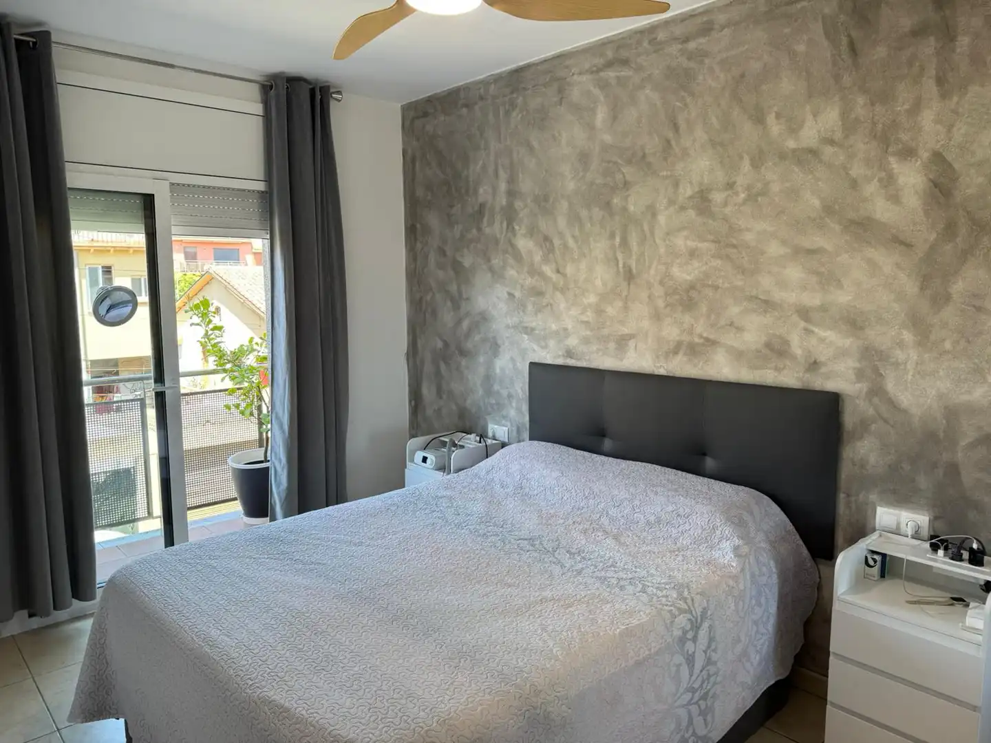 Schlafzimmer von Wohnung zum Verkauf in Les Franqueses del Vallès mit Klimaanlage, Heizung und Balkon