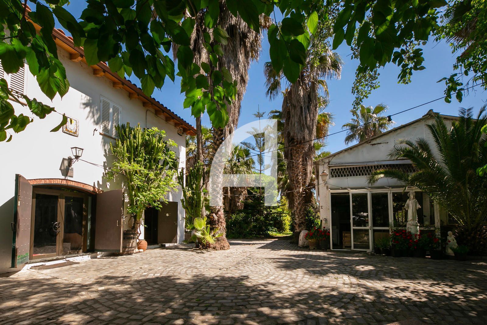 Exterior view of Country house for sale in Sant Boi de Llobregat  with Terrace and Storage room