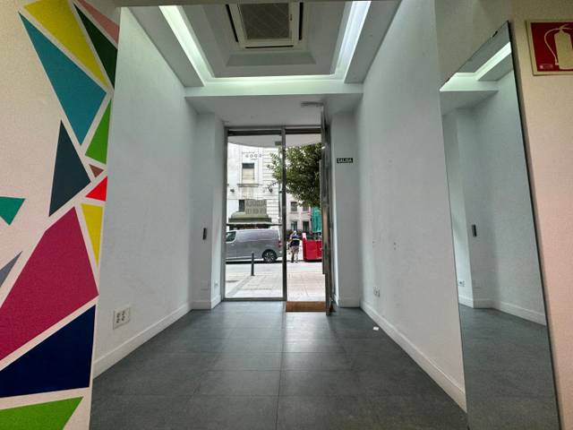 Local comercial en Alquiler en Centro - Ayuntamiento