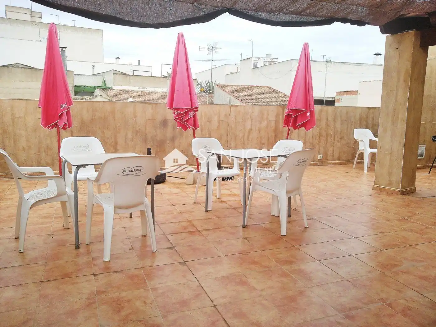 Terraza de Local en venta en Catral con Aire acondicionado