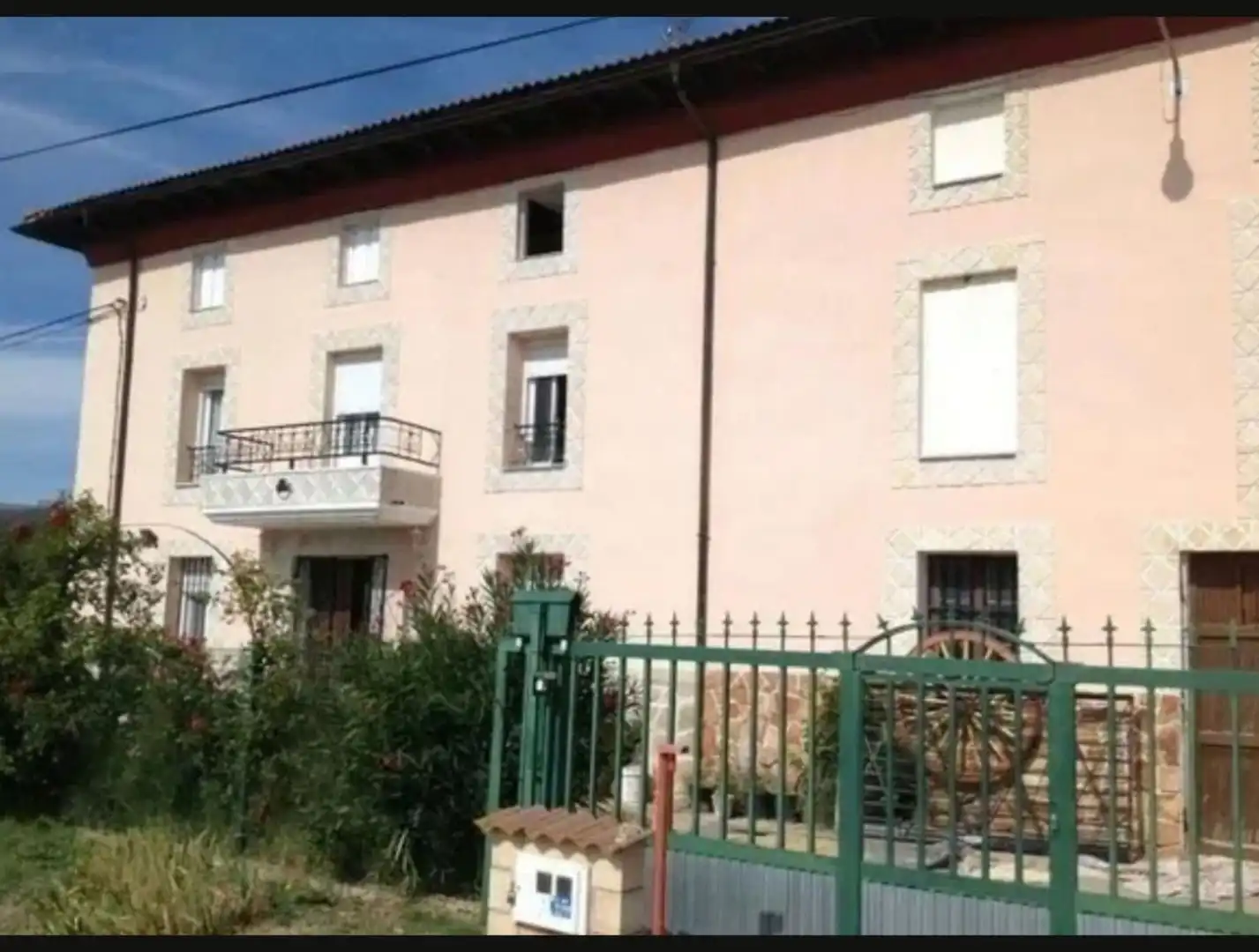 Vista exterior de Finca rústica en venda en Quintanaélez amb Calefacció i Terrassa