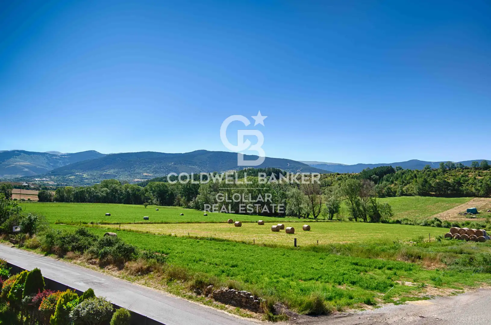 Country homes for sale in Bourg - Madame  with Heating, Private garden and Parquet flooring