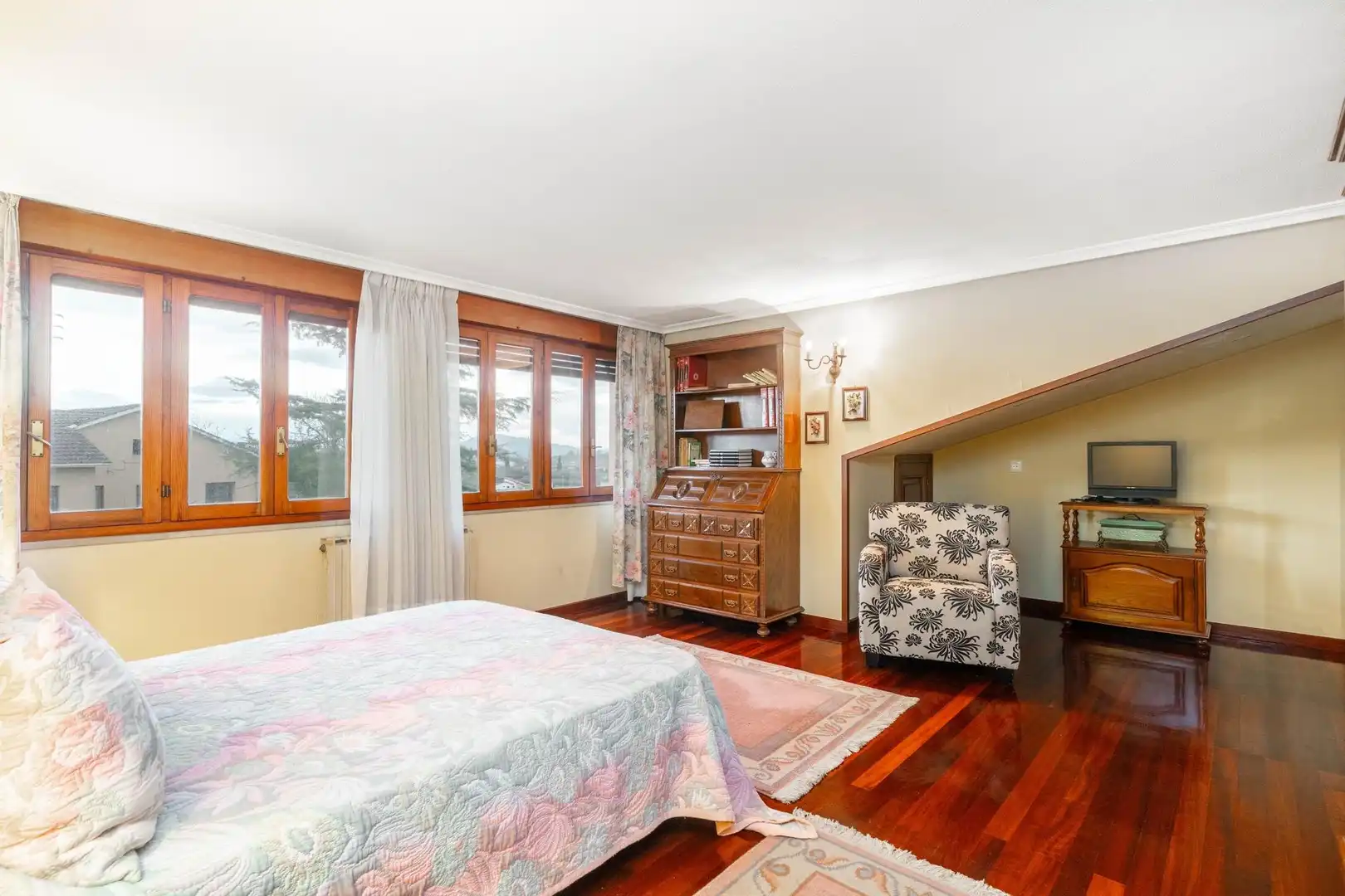 Habitación de Casa o chalet en venta en Siero con Calefacción, Jardín privado y Parquet