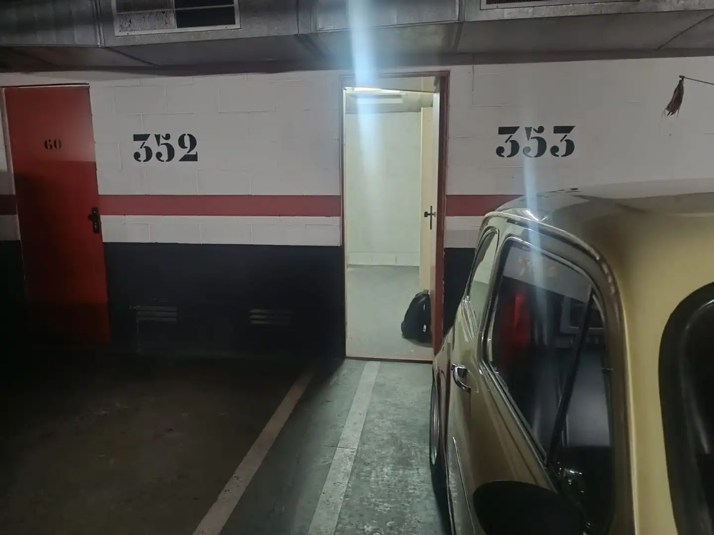 Einzelparkplatz mit Aufzug zum Verkauf in Carrer de Mossèn Andreu 13, imagen 19