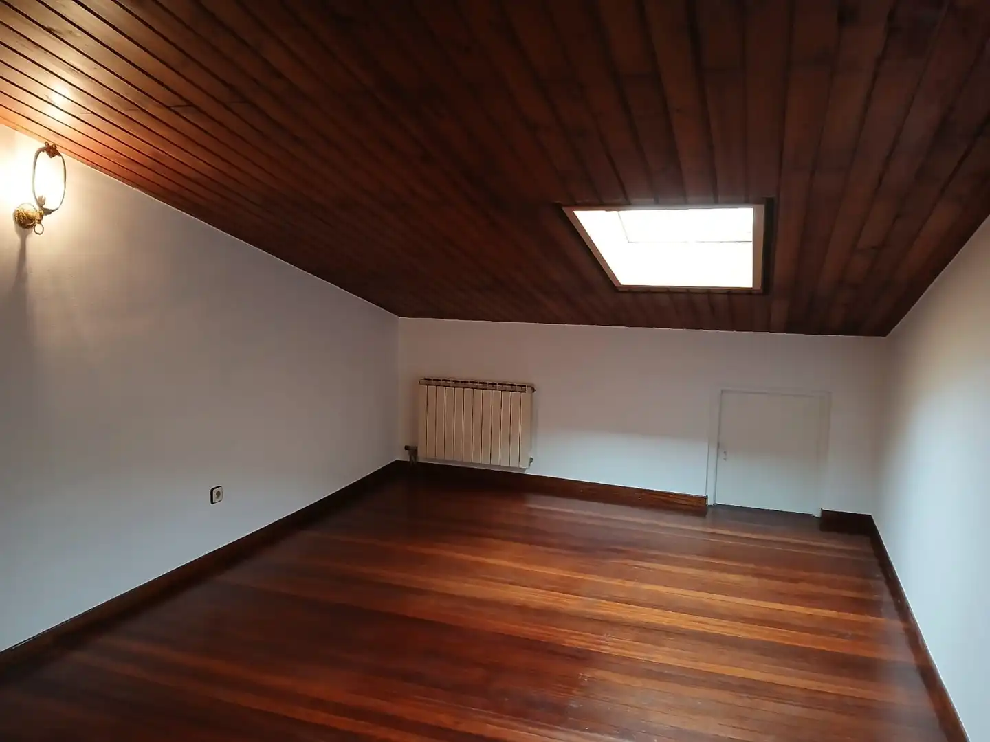 Maisonette zum Verkauf in Santander mit Heizung, Parkett und Terrasse