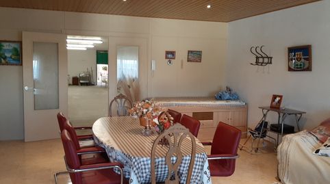 GRAN CASA EN CASTELLSERÀ CON ENTRADA POR 2 CALLES