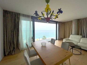 Appartamento con balcone in vendita a Calle Pintor Huguet 2