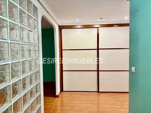 Piso en venta en Valencia con Aire acondicionado, Calefacción y Parquet