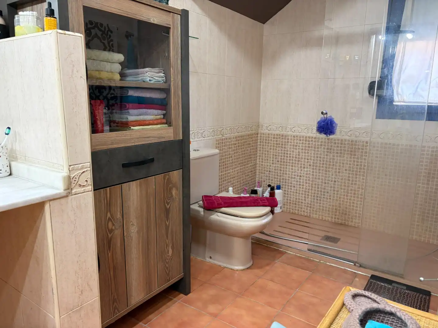 Bany de Casa o xalet en venda en Madrid amb Aire condicionat, Calefacció i Jardí privat