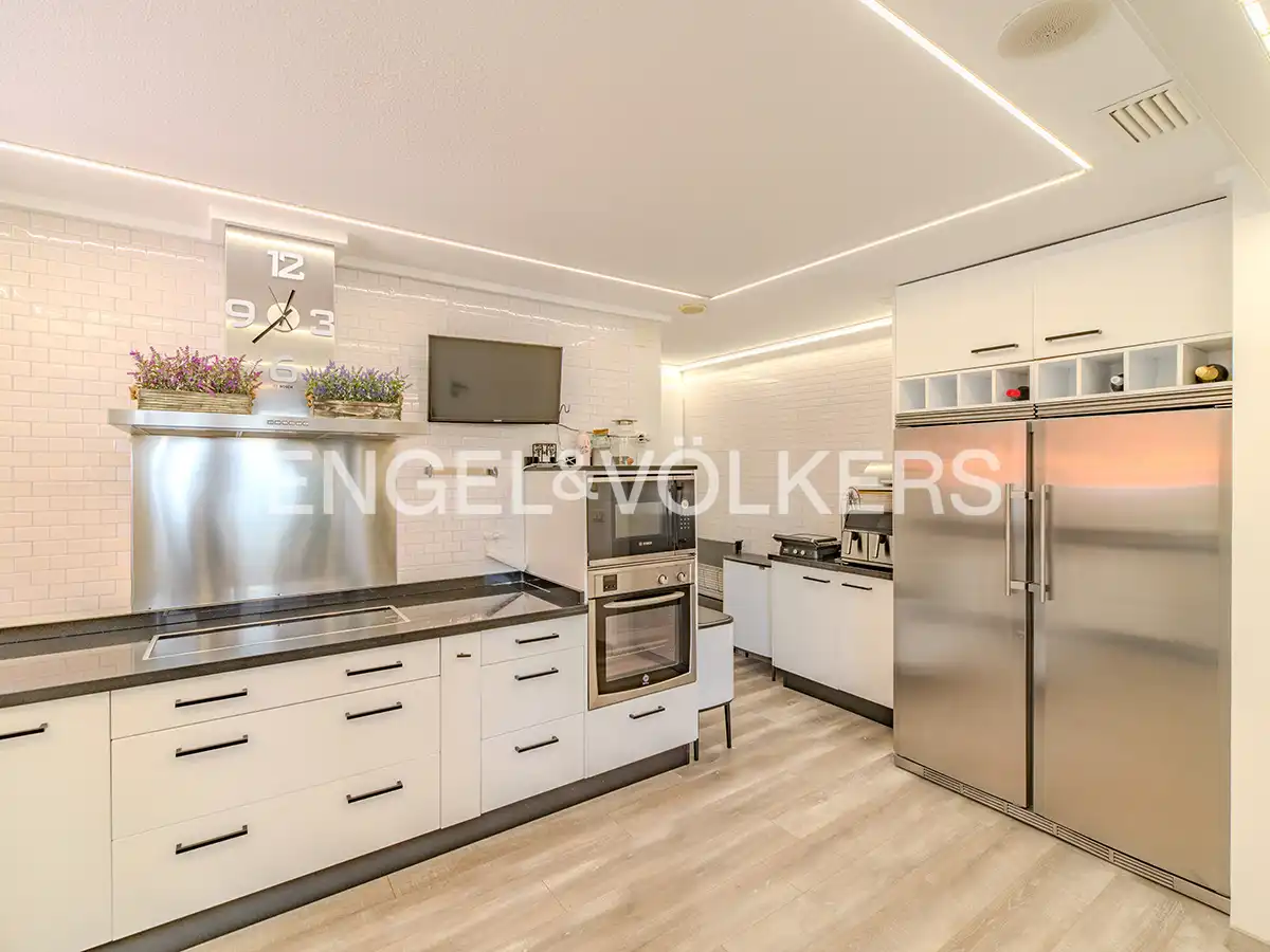 Casa bifamiliare con balcone in vendita a Carrer Pintor el Greco 8, imagen 25