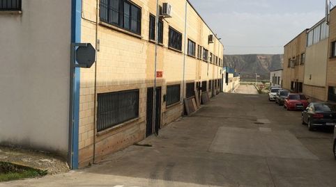 Foto 2 von Fabrikhallen zum Verkauf in Calle Pradejón, Albelda de Iregua, La Rioja