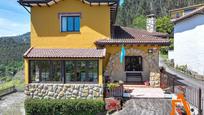 Exterior view of House or chalet for sale in Villaviciosa  with Terrace, Swimming Pool and Balcony