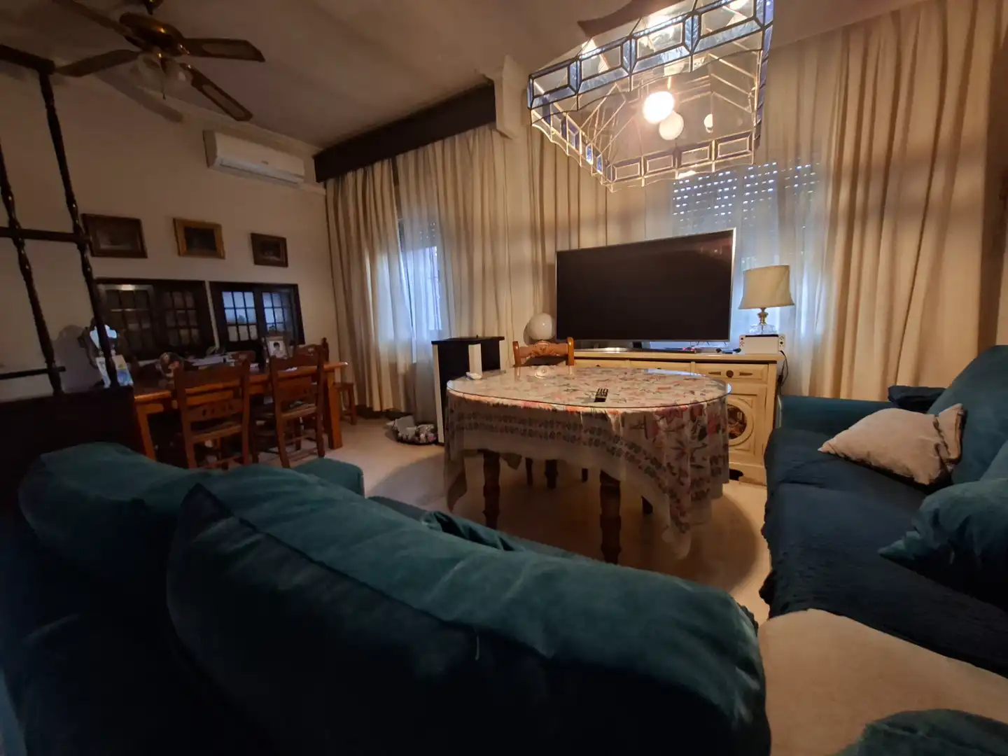 Living room of Houses for sale in Espartinas  with Air Conditioner, Heating and Private garden