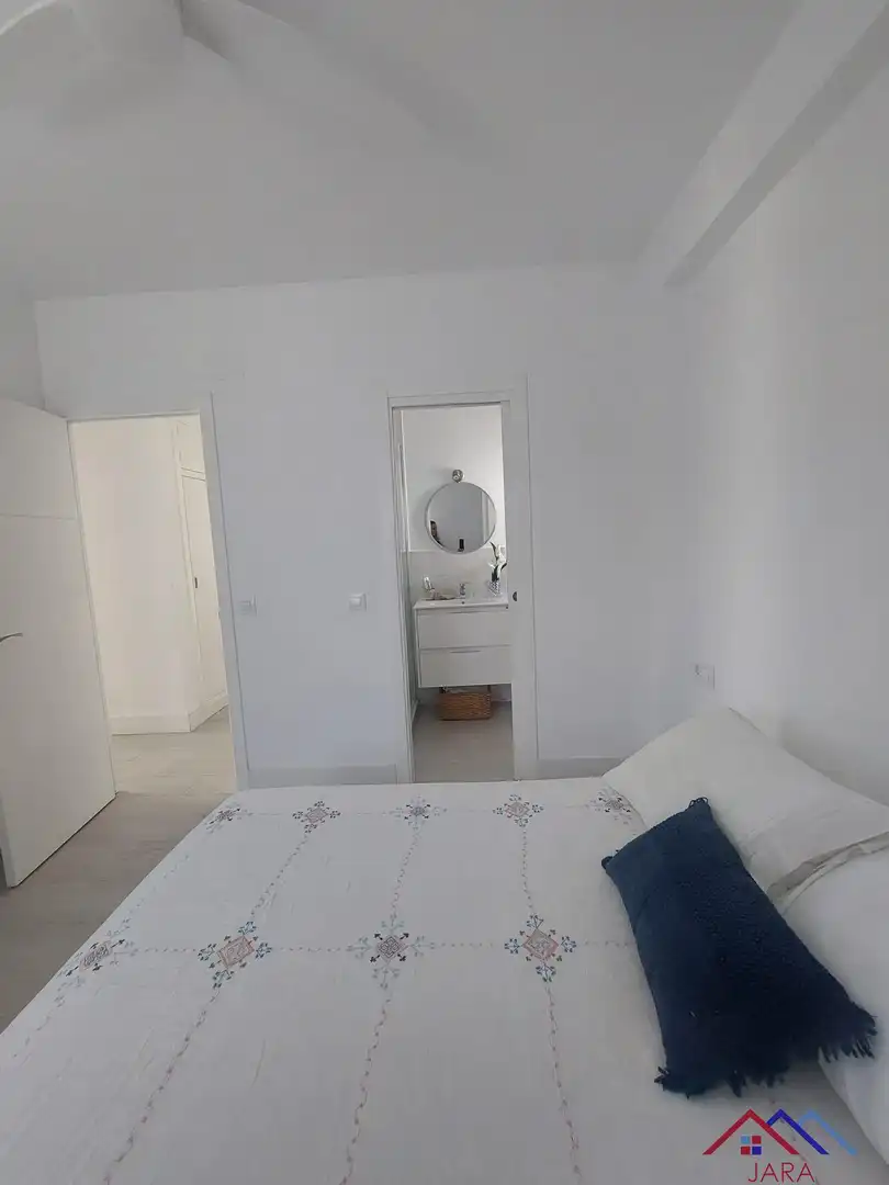 Bedroom of Flat for rent in El Puerto de Santa María  with Terrace and Furnished