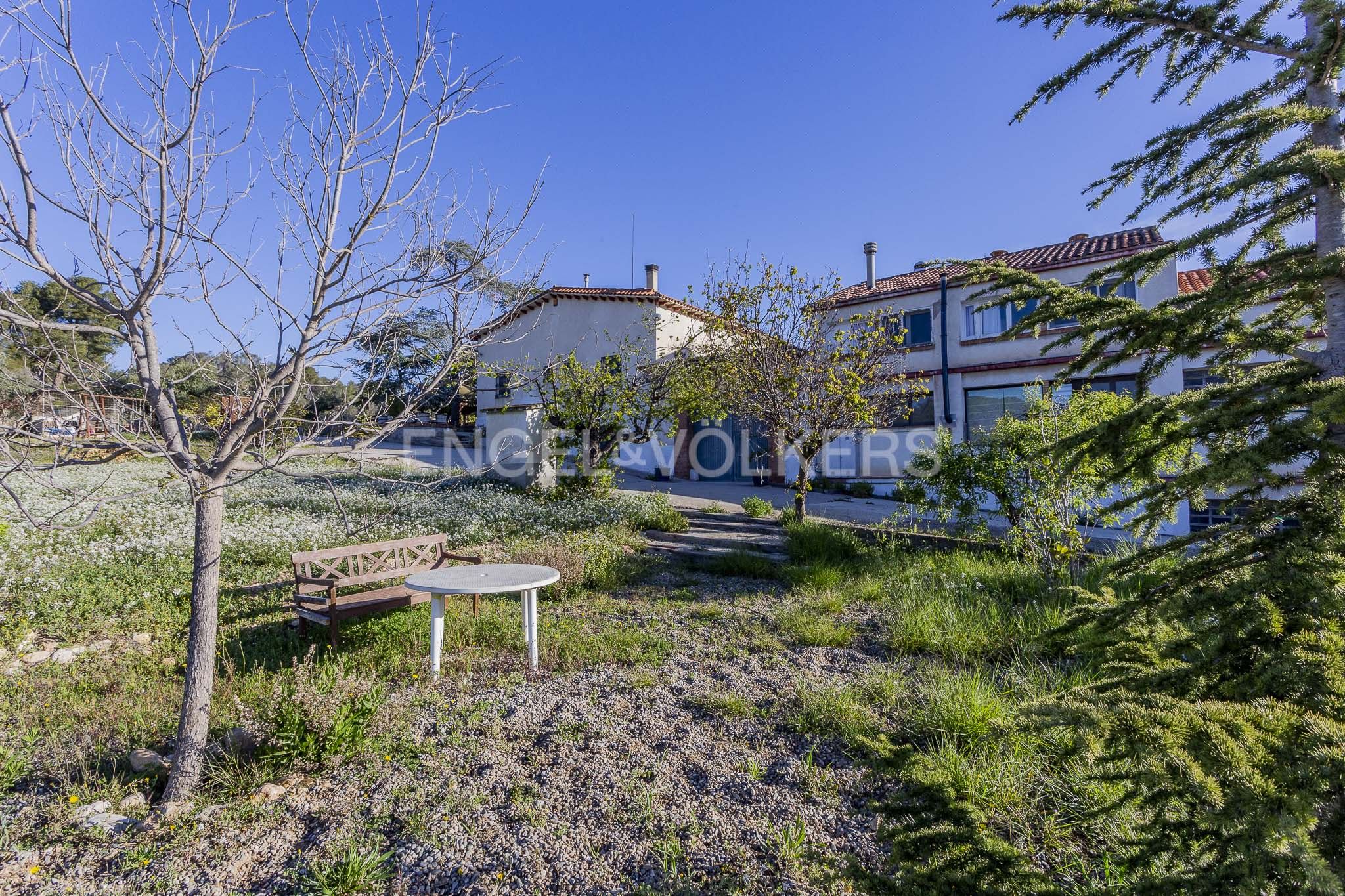Finca rústica en venda en Sant Quintí de Mediona amb Calefacció, Jardí privat i Traster