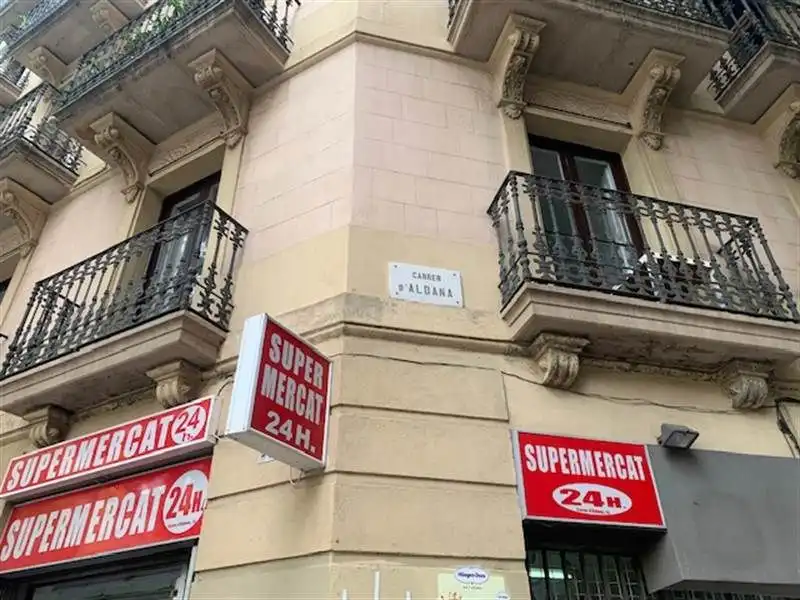 Local comercial en venda a Aldana, imagen 3