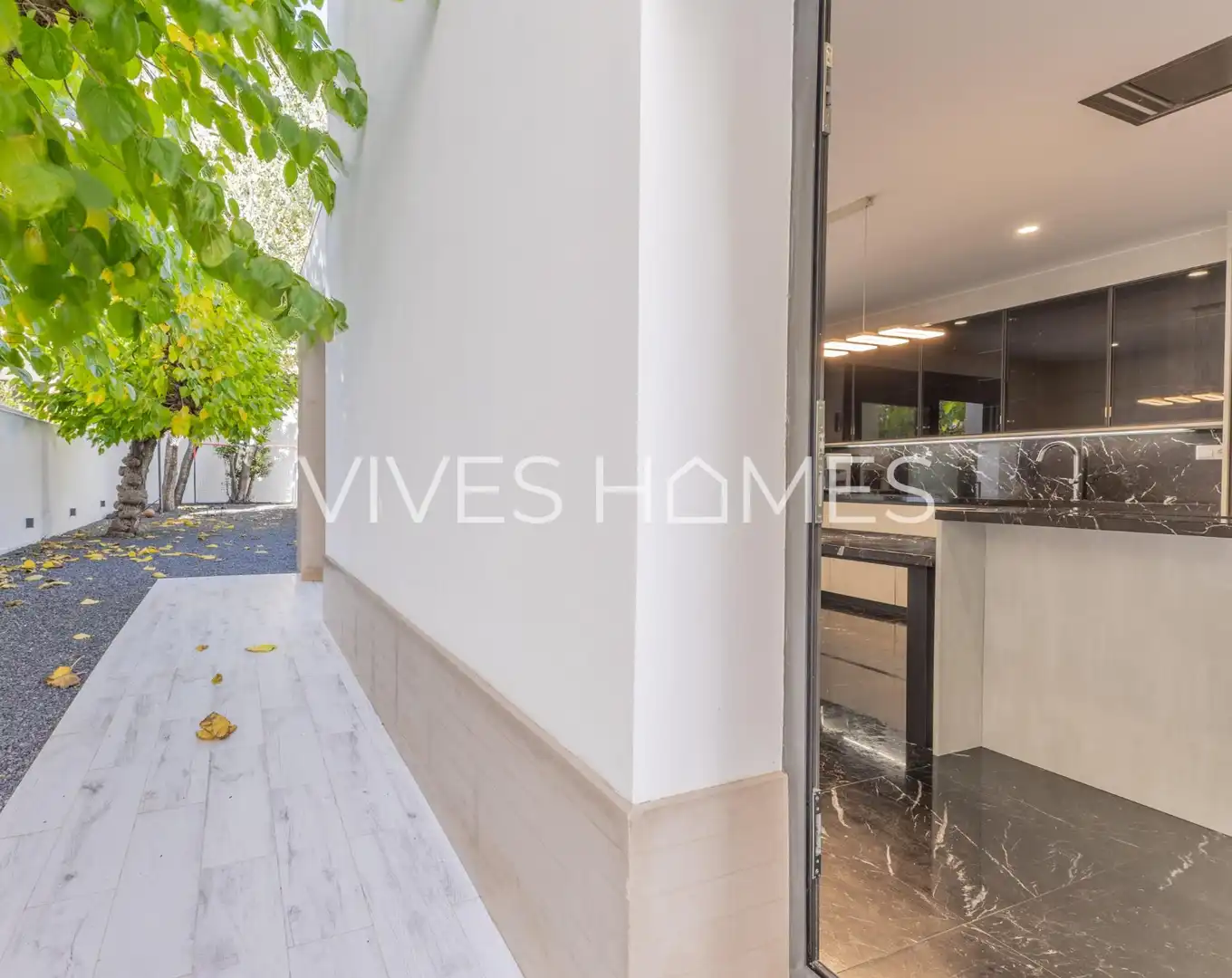 Exterior view of Houses for sale in Caldes d'Estrac  with Air Conditioner, Heating and Private garden