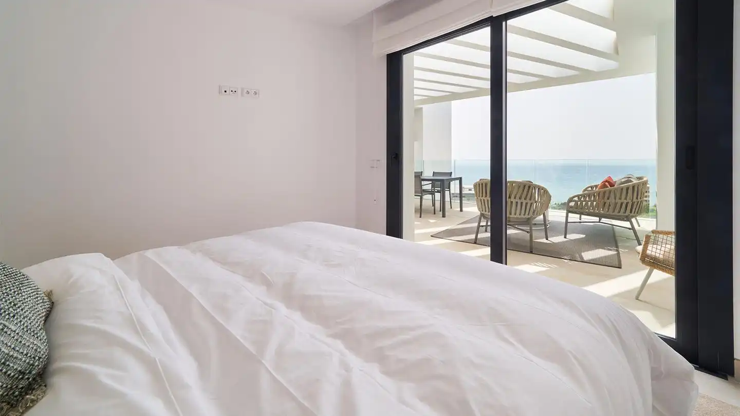 Habitación de Piso en venta en Fuengirola con Aire acondicionado, Terraza y Amueblado