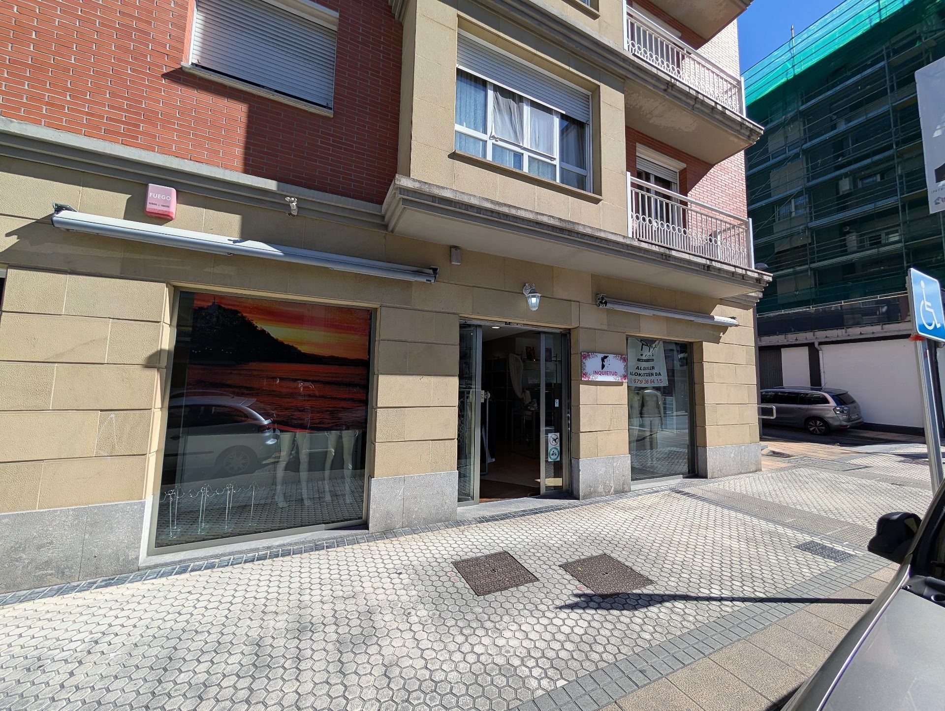 Exterior view of Premises to rent in Lasarte-Oria  with Air Conditioner