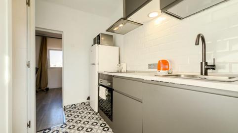 Foto 4 de Apartament per a compartir a Les Roquetes, Barcelona
