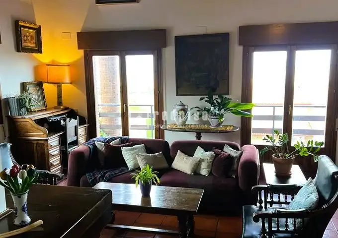 Casa o chalet en venta en El Clavín - Valdeluz