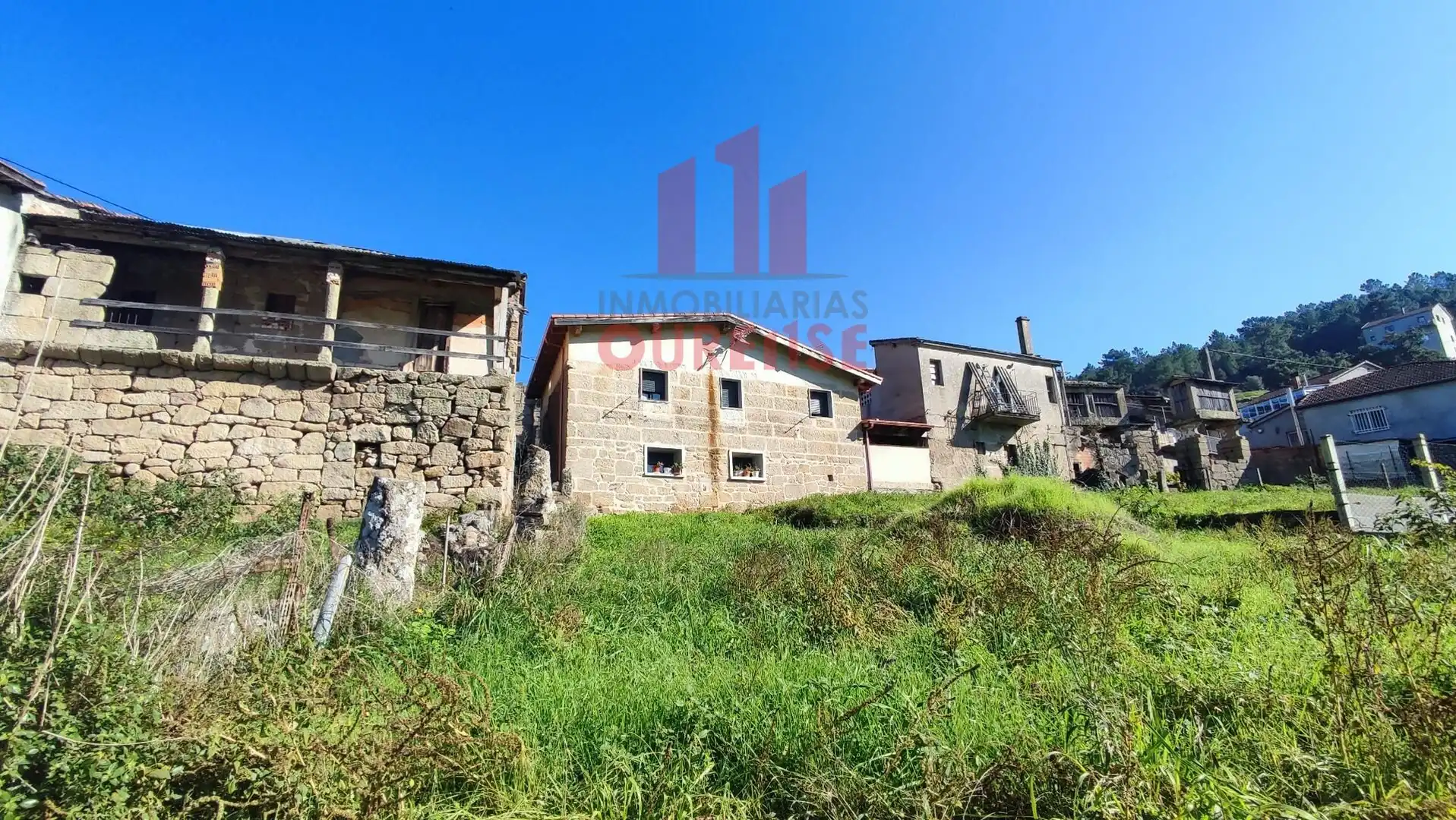 Vista exterior de Casa o xalet en venda en Ourense Capital  amb Calefacció, Jardí privat i Traster