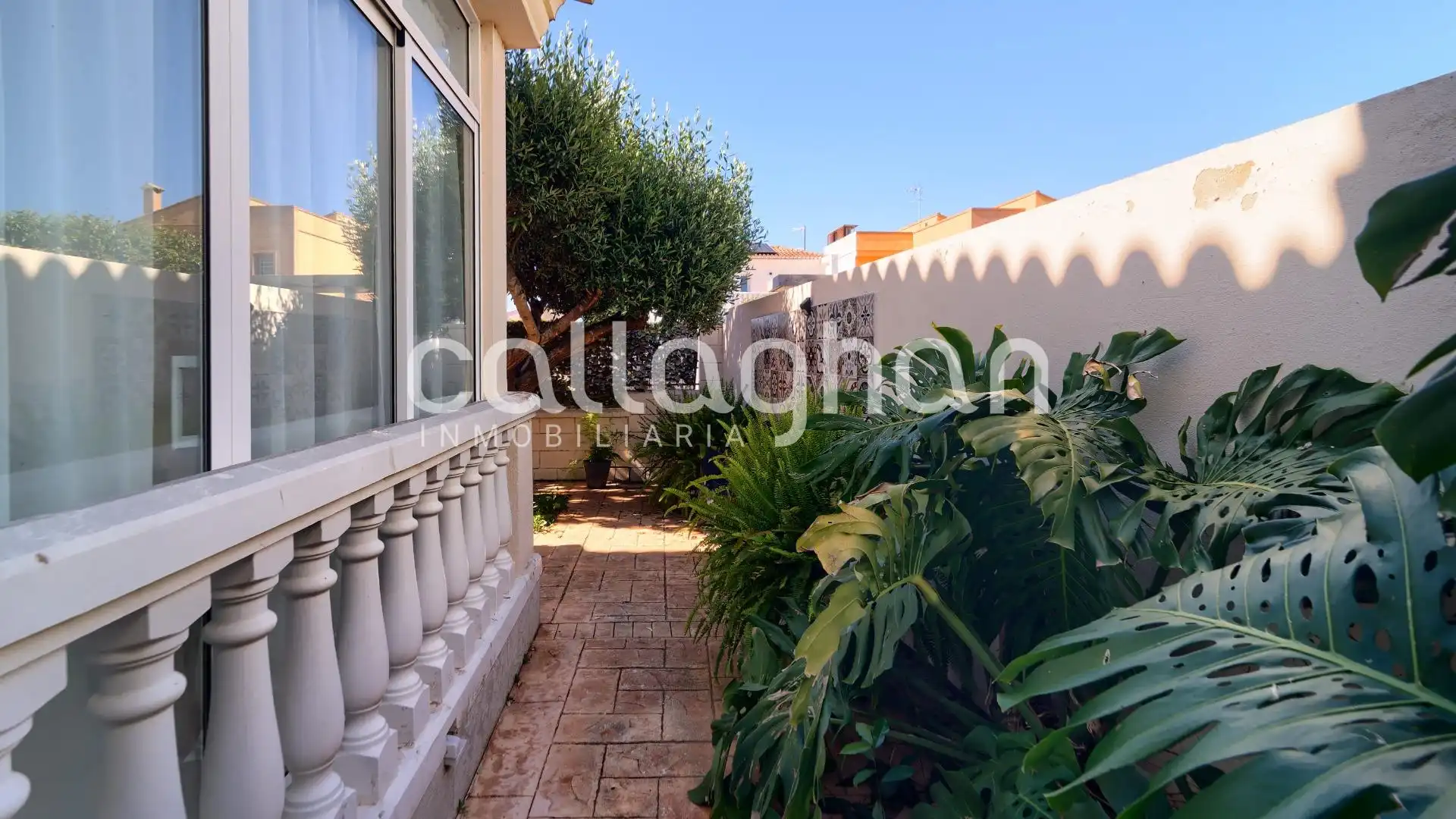 Jardí de Casa o xalet en venda en Polinyà de Xúquer amb Aire condicionat, Jardí privat i Terrassa