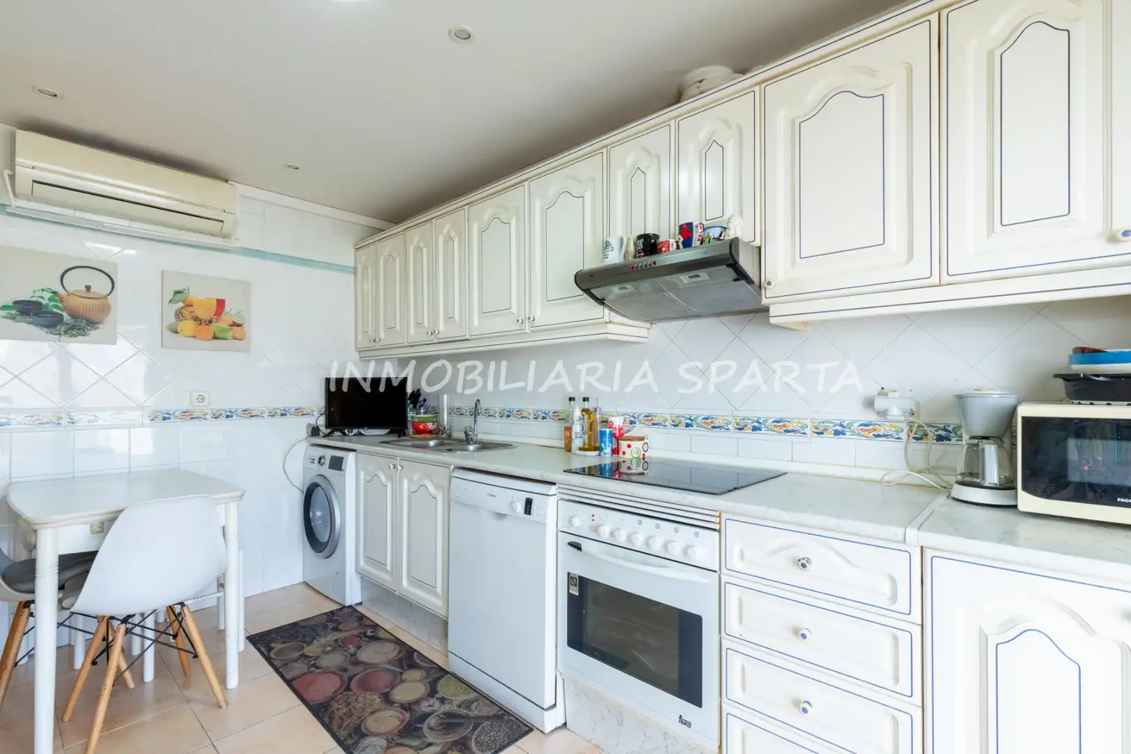 Kitchen of Duplexes for sale in Ciudad Real  with Air Conditioner, Heating and Parquet flooring