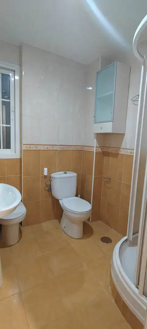 Badezimmer von Wohnung zur untervermieten in Beiro