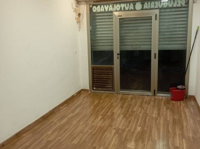 Local comercial en Venta en Carrer de Cantàbria, 43 en Sant Martí de Provençals