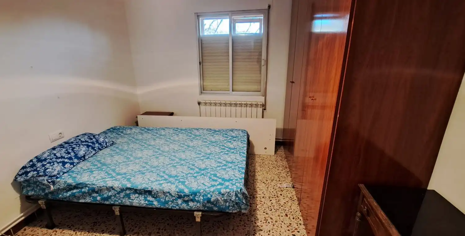 Habitación de Casa o chalet en venta en Pertusa con Calefacción, Trastero y Piscina comunitaria