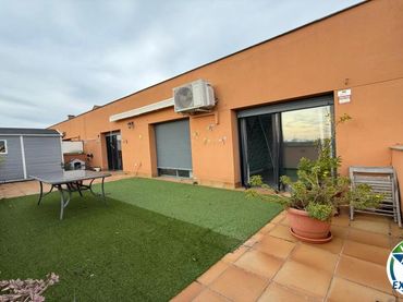 Duplex con piscina in vendita a Carrer de la Duana
