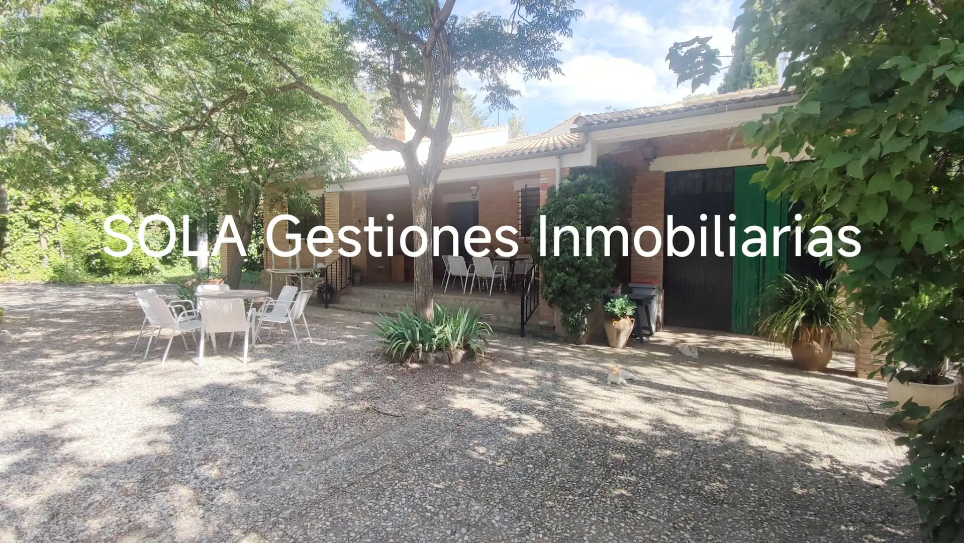 Xalet amb piscina en venda a Torreperogil
