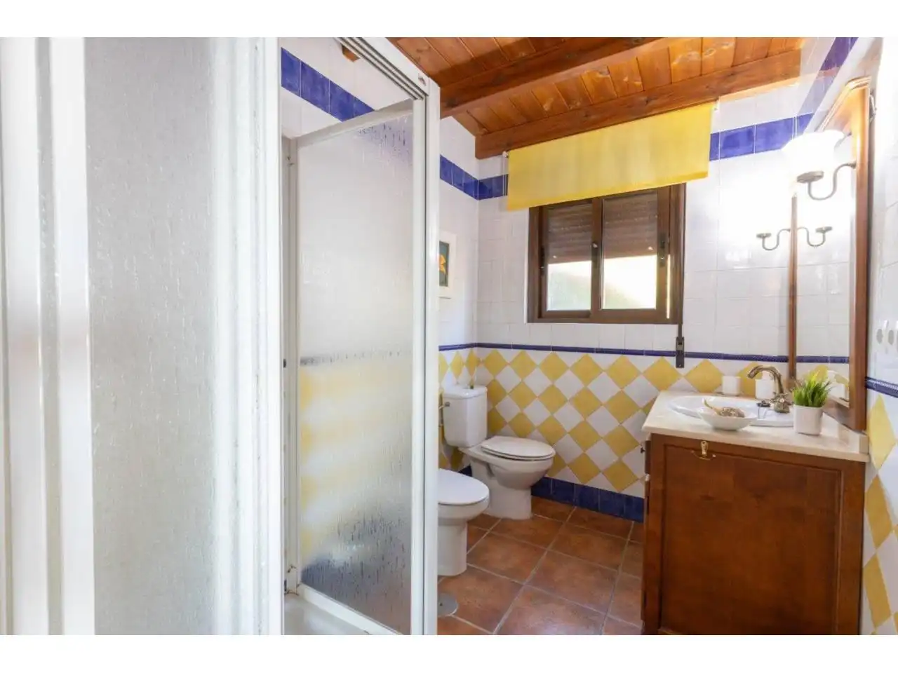 Baño de Casa o chalet en venta en Almuñécar con Jardín privado, Terraza y Piscina