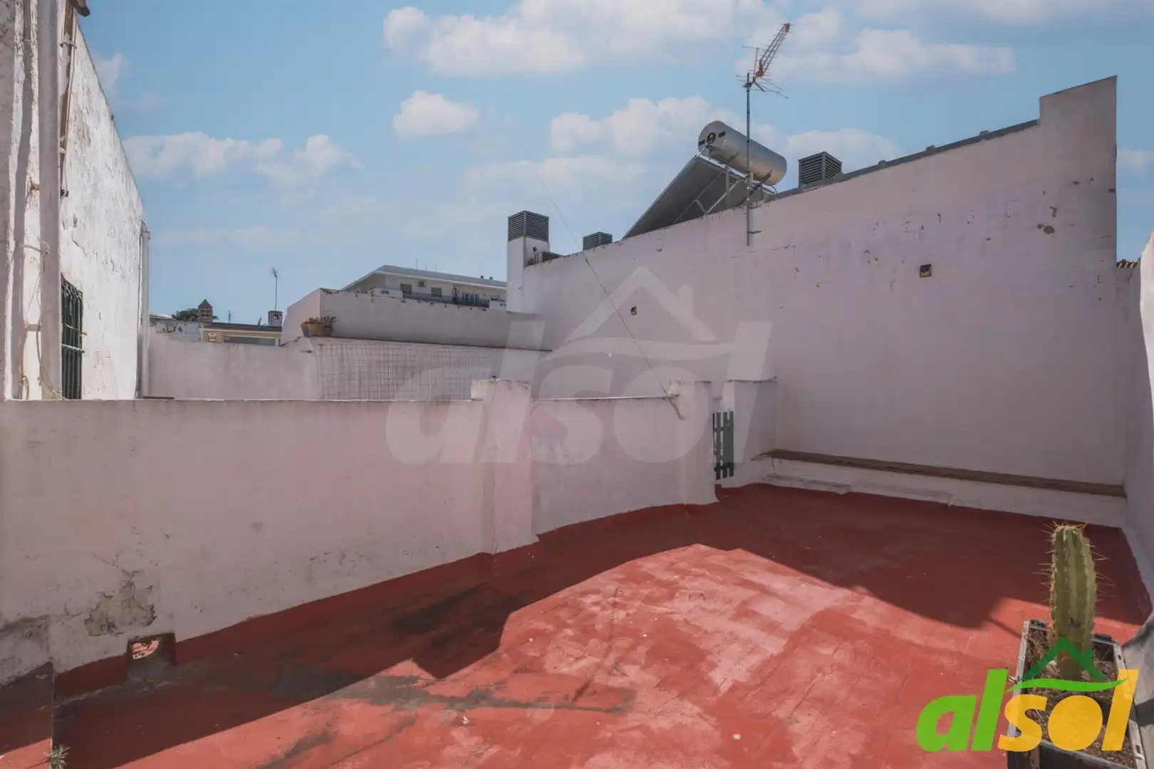 Terrassa de Casa adosada en venda en El Puerto de Santa María amb Traster i Balcó