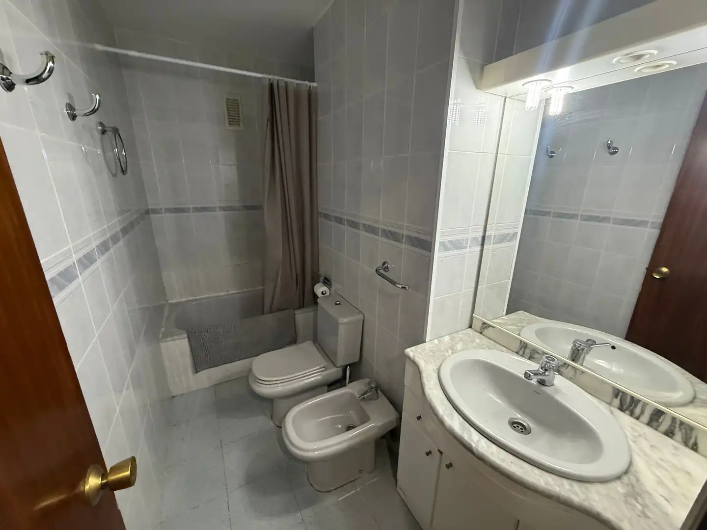 Bany de Pis en venda en Tàrrega amb Aire condicionat, Calefacció i Parquet