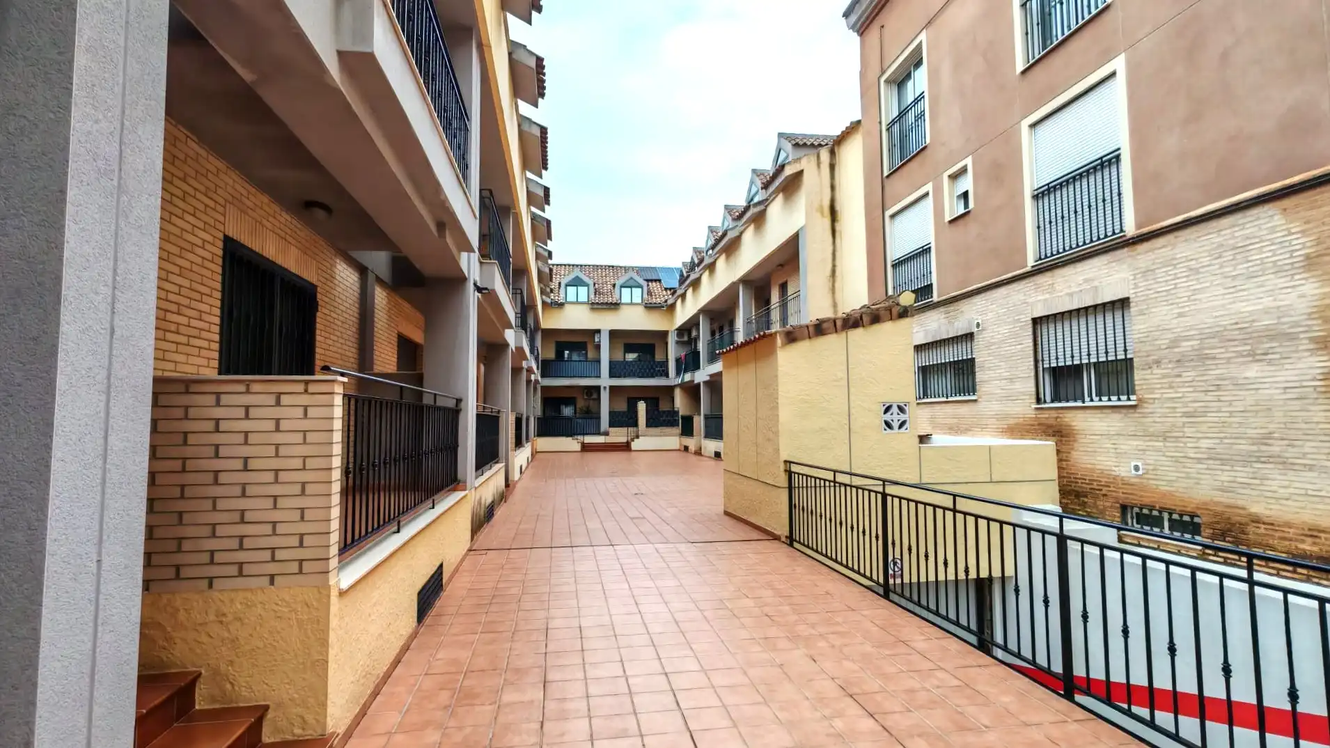 Casa adosada en venda a Sant Roc, Aldaia