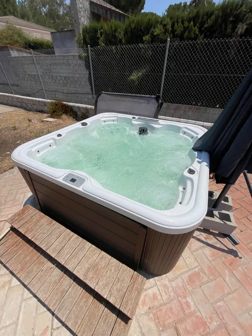 Piscina de Casa o chalet en venta en Carmona con Aire acondicionado, Calefacción y Jardín privado