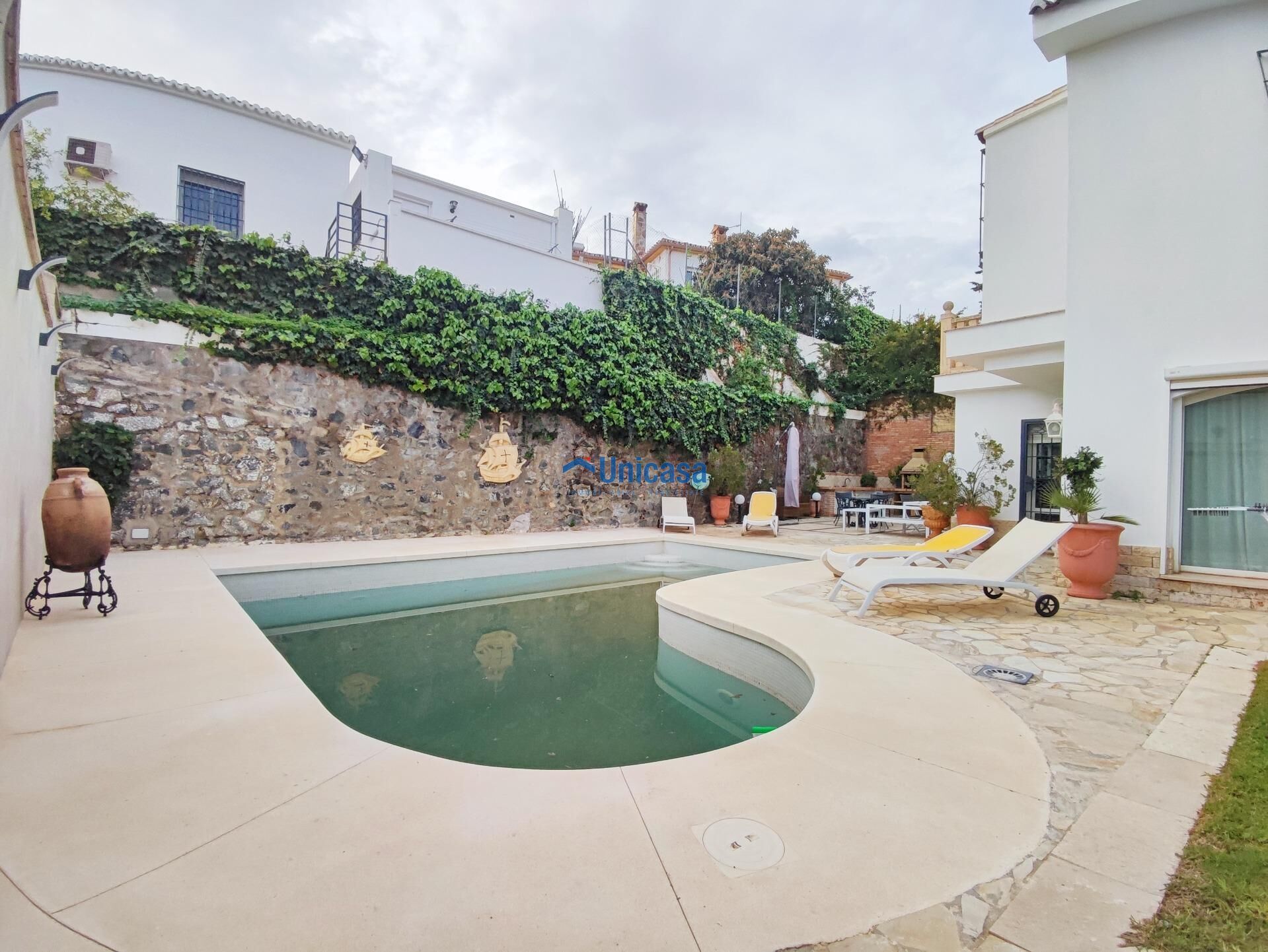 Vista exterior de Casa o xalet en venda en Málaga Capital amb Aire condicionat, Calefacció i Jardí privat