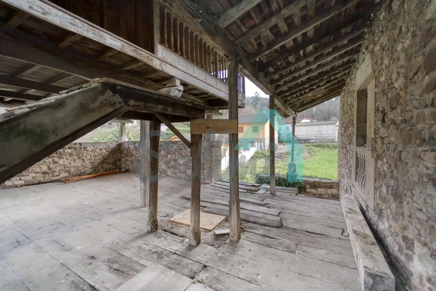 Casa o xalet en venda a Llamas, Salas