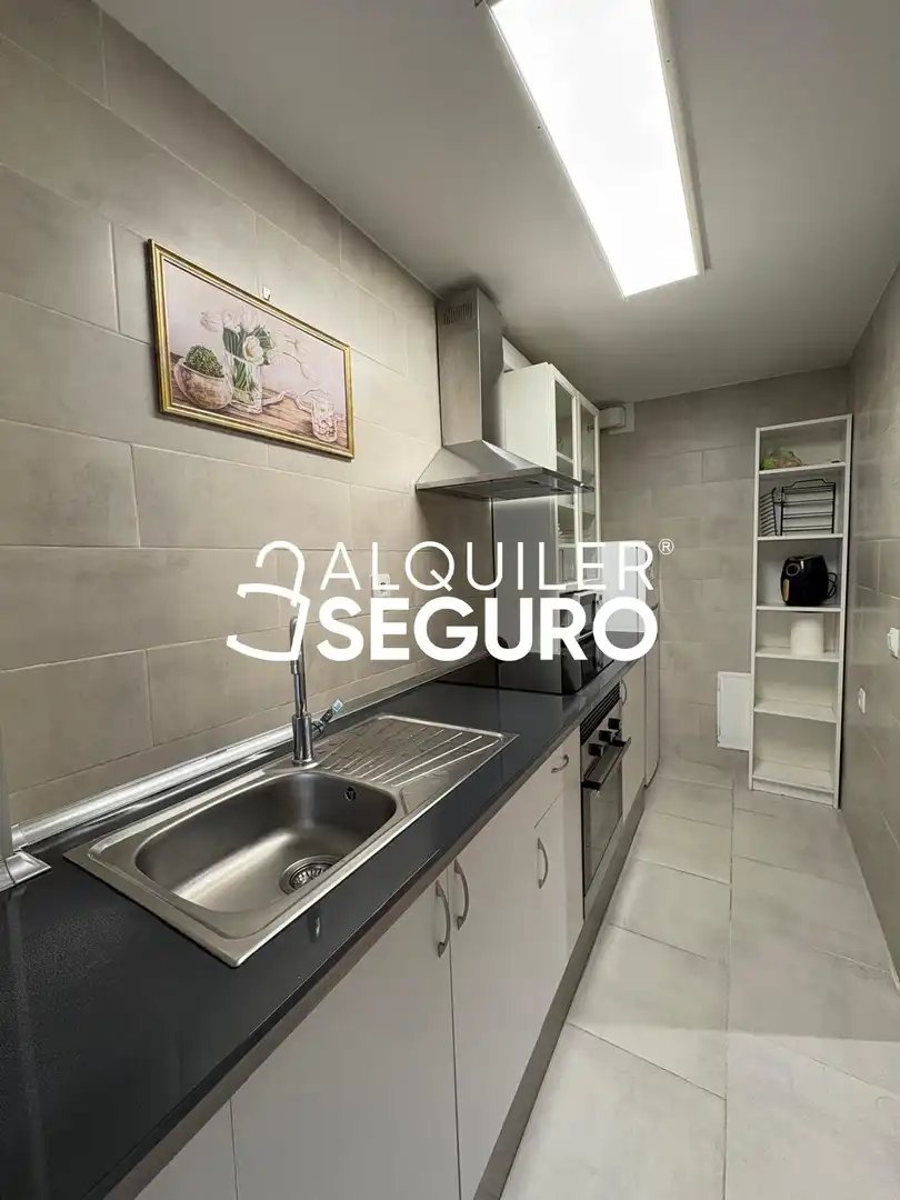 Kitchen of Flat for rent in Puente de Vallecas