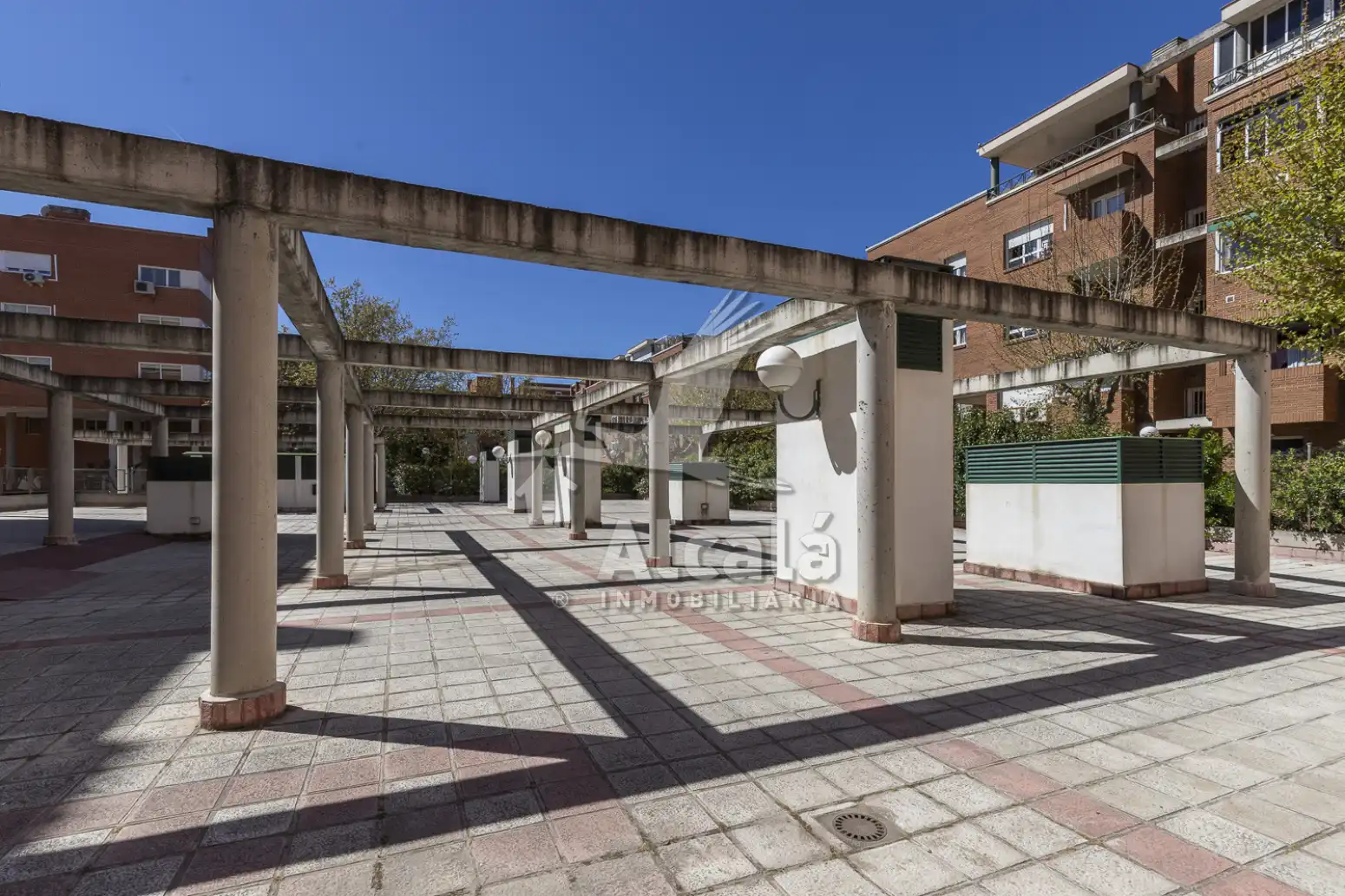 Exterior view of Flat for sale in Torrejón de Ardoz  with Heating, Terrace and Storage room