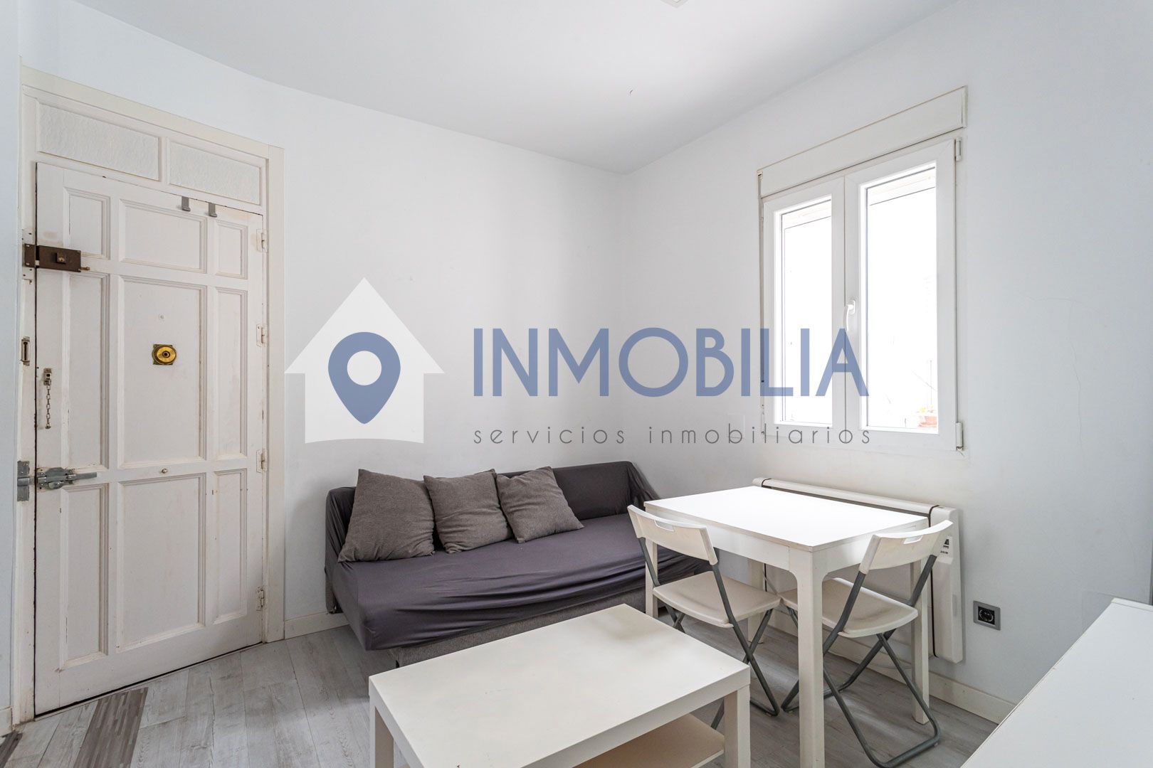 Living room of Flat for sale in  Madrid Capital  with Heating