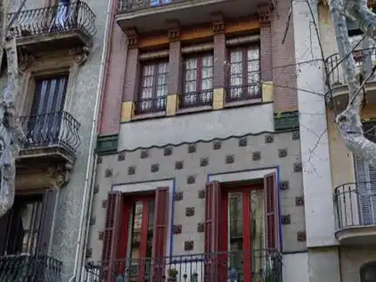 Piso con ascensor en venta en Carrer de València 0