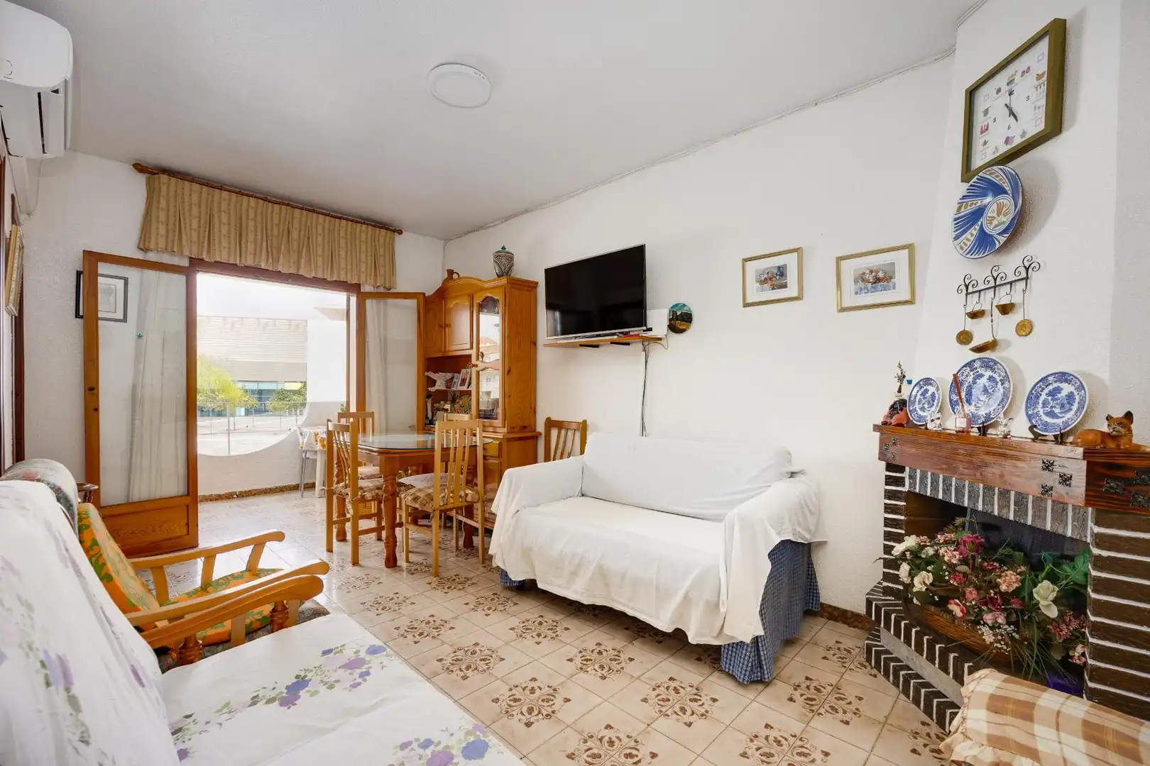 Sala de estar de Casa o chalet en venta en Torrevieja con Terraza y Amueblado