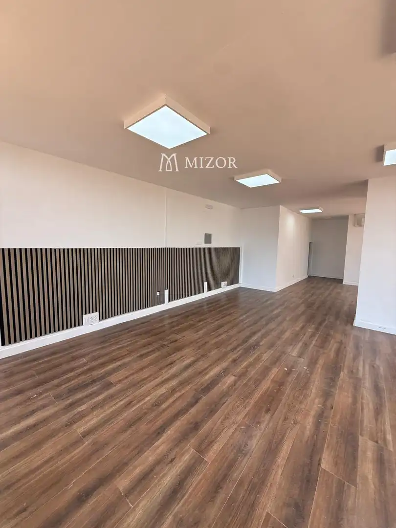 Local comercial de lloguer a Bulevar Chajofe, imagen 3