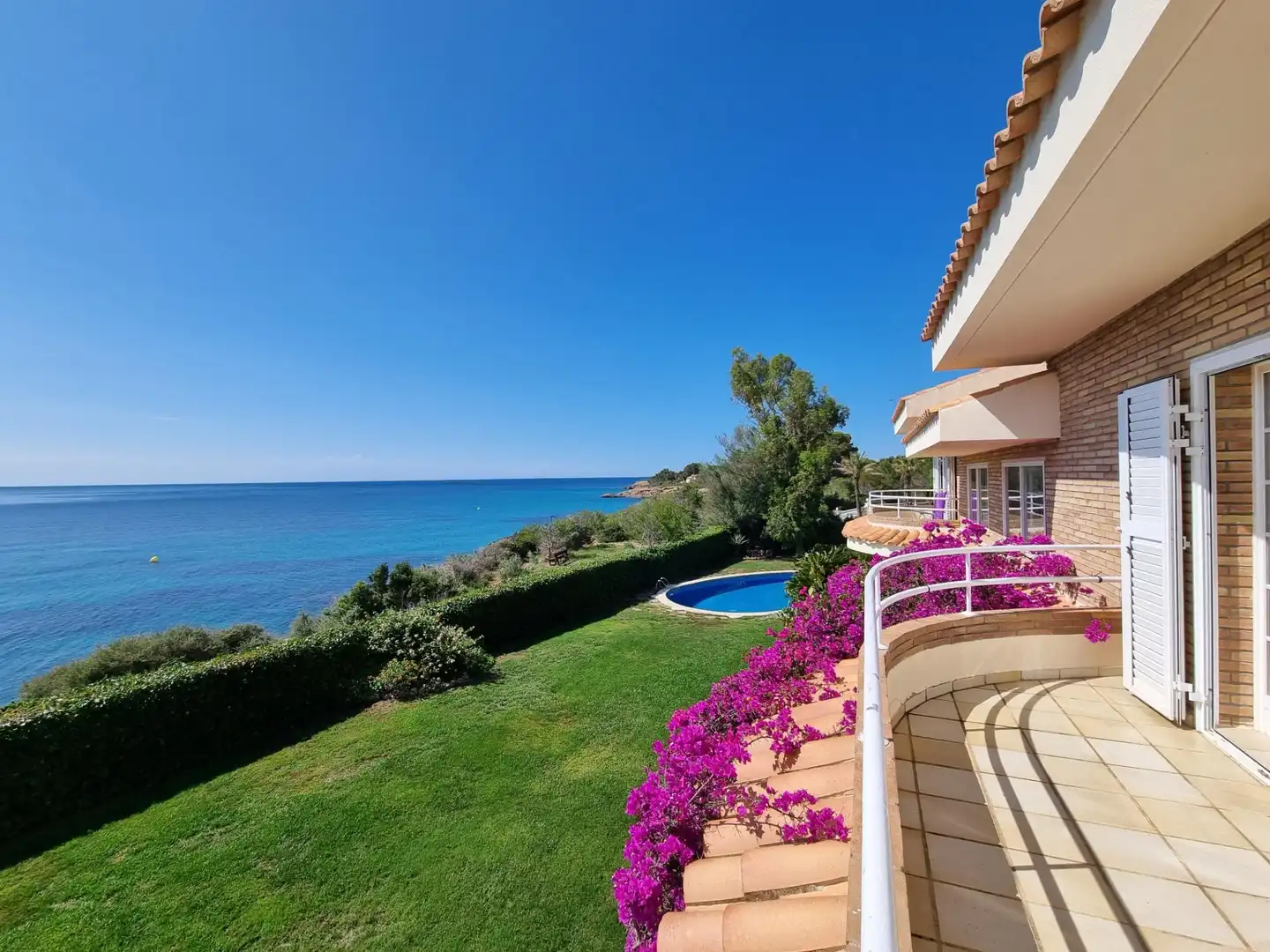 Houses for sale in Les Tres Cales