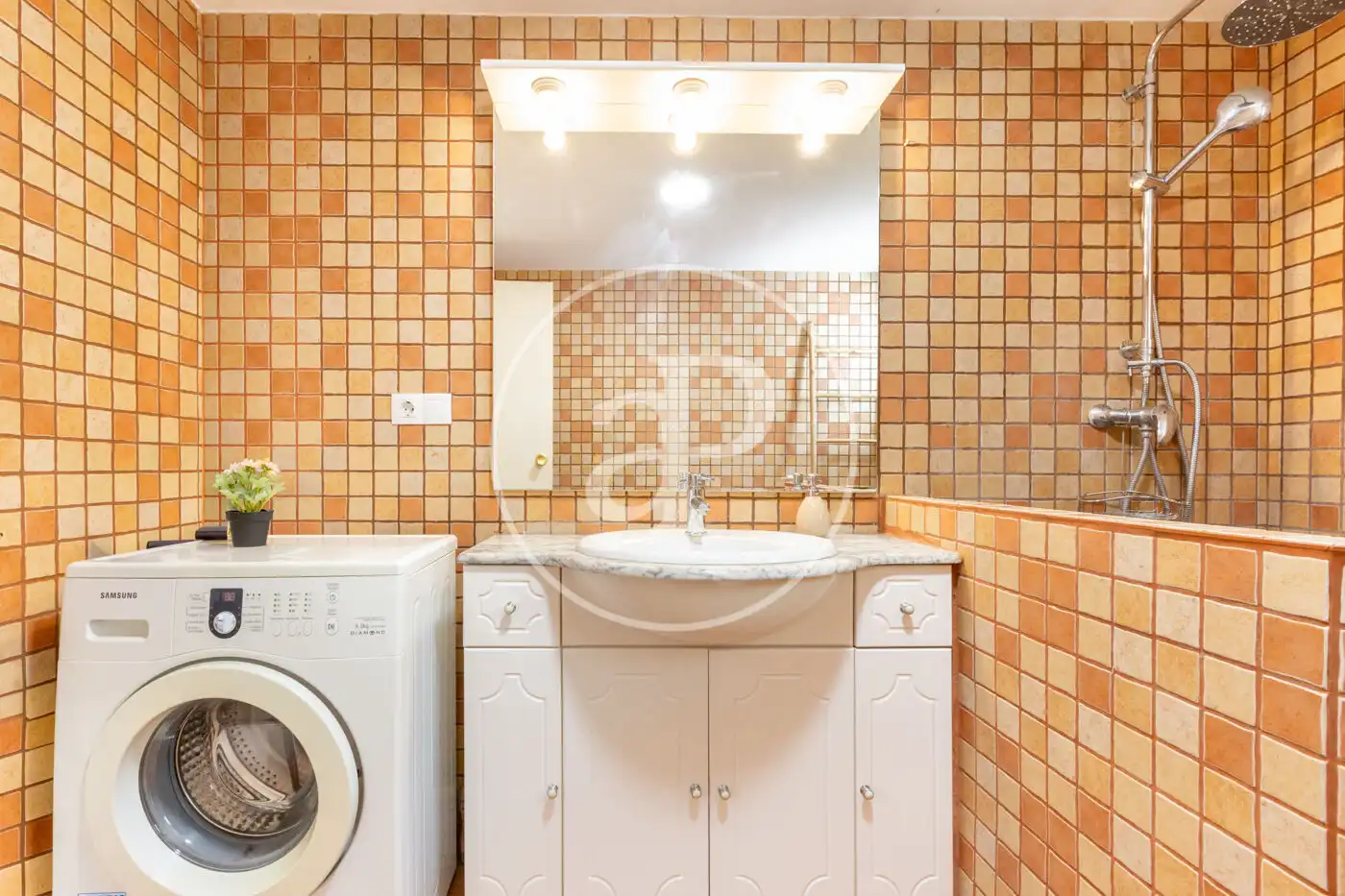 Bathroom of Houses for sale in Chiva  with Air Conditioner, Heating and Private garden
