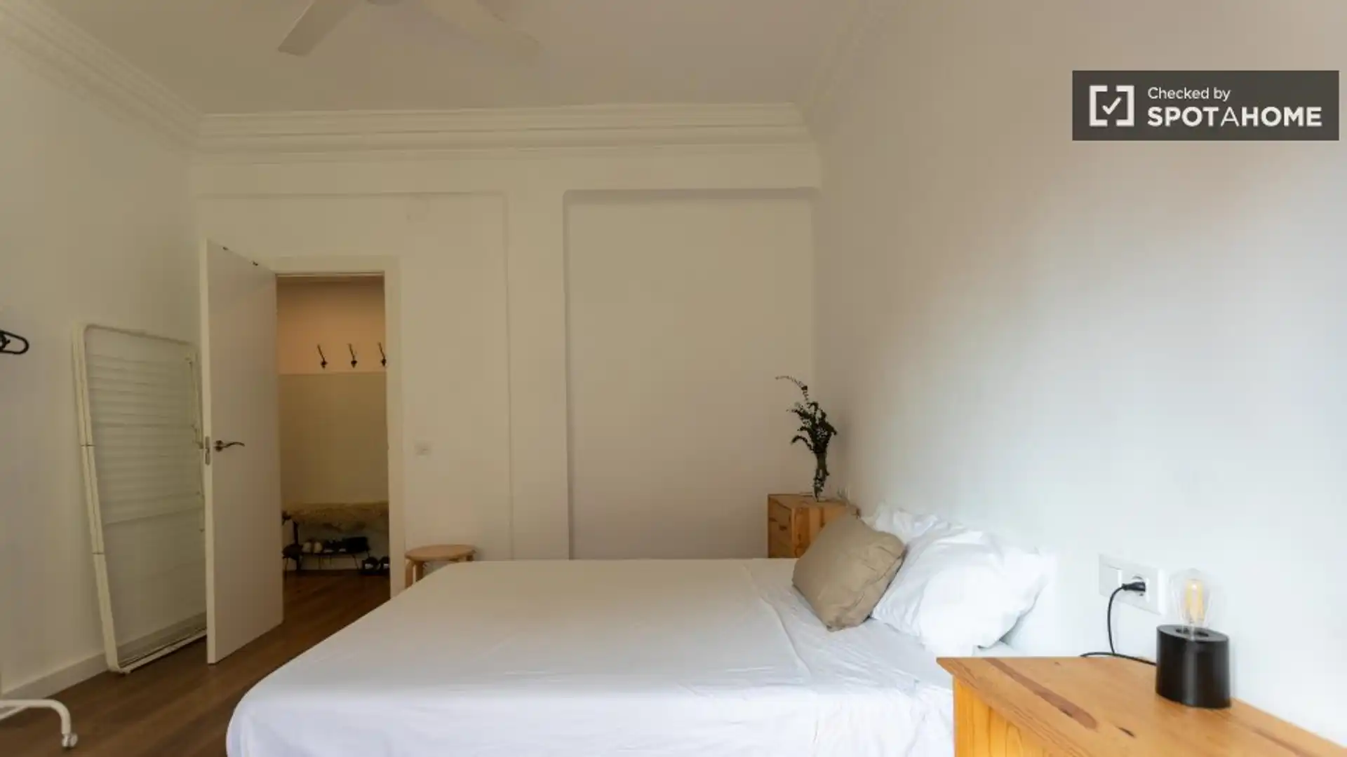 Habitación de Piso para compartir en  Valencia Capital con Aire acondicionado, Terraza y Amueblado