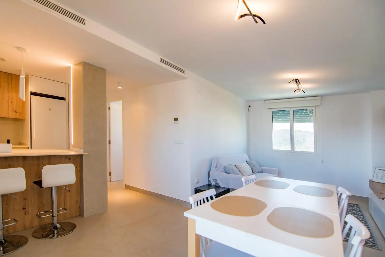 Esszimmer von Wohnungen zum Verkauf in Gandia mit Klimaanlage, Privatgarten und Terrasse